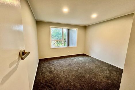 Photo of property in 16 Bowater Place, Manurewa, Auckland, 2102