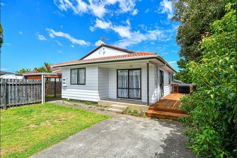 Photo of property in 1/44 Taitimu Drive, Weymouth, Auckland, 2103