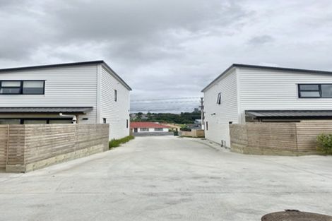 Photo of property in 96d Triangle Road, Massey, Auckland, 0614