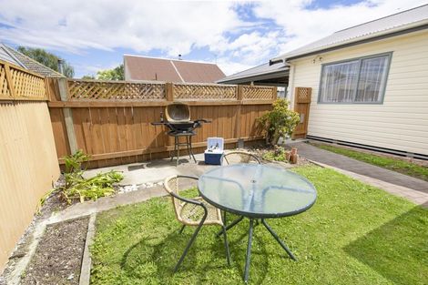Photo of property in 8a Barton Avenue, Marewa, Napier, 4110