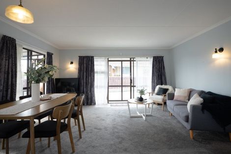 Photo of property in 10 Kapui Place, Waitara, 4320