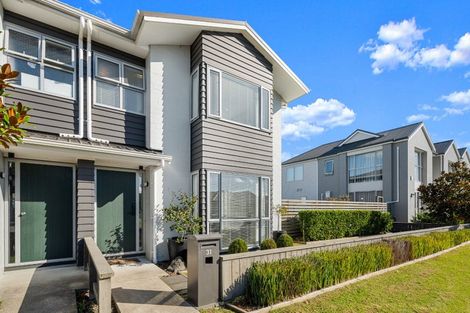 Photo of property in 31 Aviation Street, Takanini, 2112