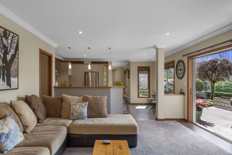 Photo of property in 22 Honeysuckle Lane, Ohauiti, Tauranga, 3112