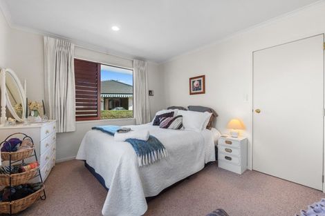 Photo of property in Cotswold Court, 2/8 Cheyne Road, Pyes Pa, Tauranga, 3112