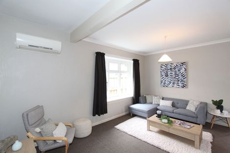 Photo of property in 52 Bowhill Road, New Brighton, Christchurch, 8083