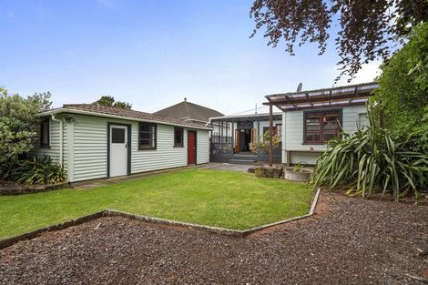 Photo of property in 298 Ruahine Street, Terrace End, Palmerston North, 4410