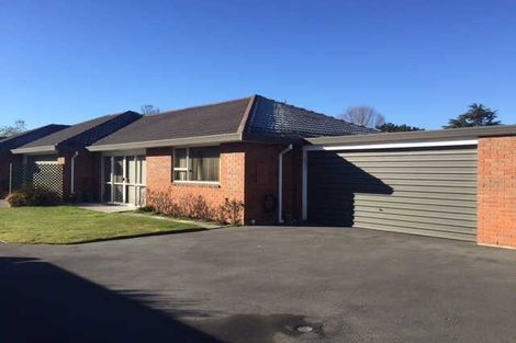 Photo of property in 2/38 Waimairi Road, Upper Riccarton, Christchurch, 8041