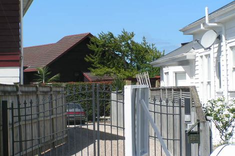 Photo of property in 2/22 Fairfax Avenue, Northcote, Auckland, 0627