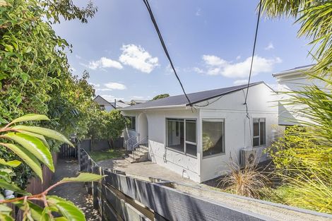 Photo of property in 27 Izard Road, Khandallah, Wellington, 6035