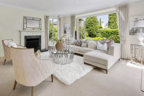 Photo of property in 10 Quedley Court, Eastern Beach, Auckland, 2012