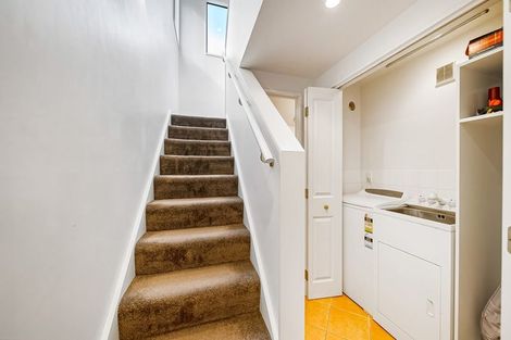 Photo of property in 124 Springfield Road, St Albans, Christchurch, 8014