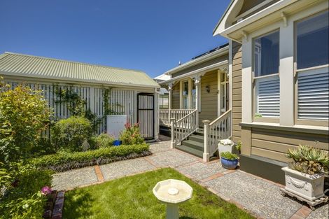 Photo of property in 14 Hall Street, Napier South, Napier, 4110