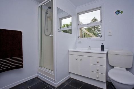 Photo of property in 37 Huka Road, Birkenhead, Auckland, 0626