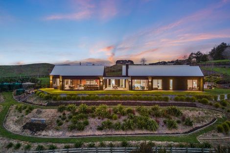 Photo of property in 104 Stoneridge Terrace, Whitford, Manurewa, 2576