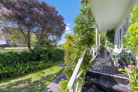 Photo of property in 2/36 Gosford Drive, Botany Downs, Auckland, 2010