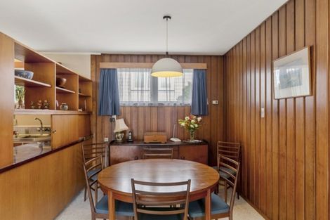 Photo of property in 18 Khouri Avenue, Karori, Wellington, 6012