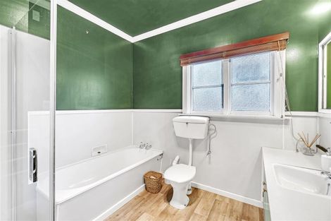 Photo of property in 143 Clyde Road, Burnside, Christchurch, 8053