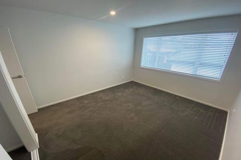 Photo of property in 28 Pateke Drive, Kenepuru, Porirua, 5022