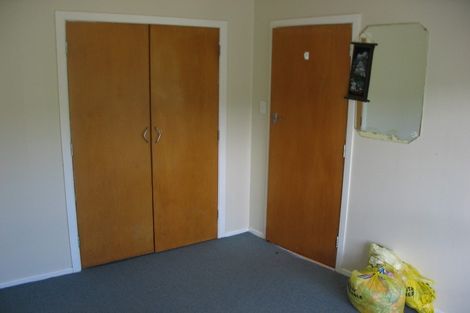 Photo of property in 15a Rakeiora Grove, Korokoro, Lower Hutt, 5012