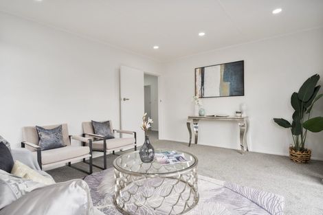 Photo of property in 33 Longburn Road, Henderson, Auckland, 0610