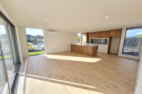 Photo of property in 1/43 Maxwell Street, Riccarton, Christchurch, 8041