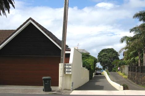 Photo of property in 1/31 Craig Road, Milford, Auckland, 0620