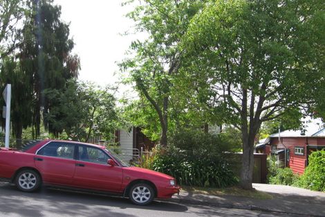 Photo of property in 2/38 Maritime Terrace, Birkenhead, Auckland, 0626