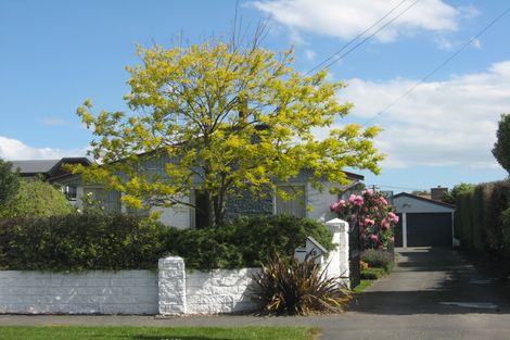 Photo of property in 15 Westerleigh Street, Bishopdale, Christchurch, 8053