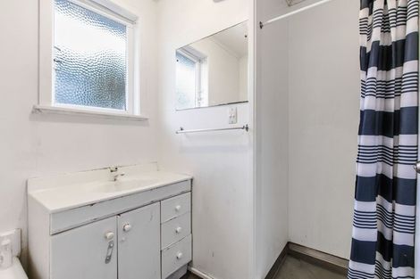 Photo of property in 11 Mail Avenue, Weymouth, Auckland, 2103