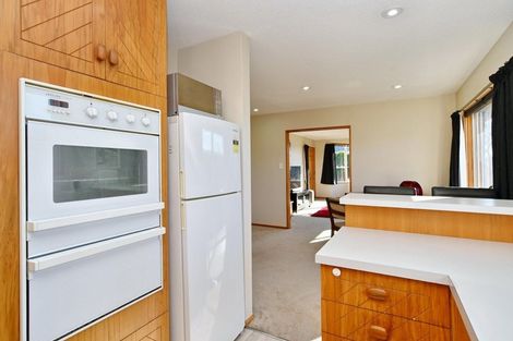 Photo of property in 2/19 Mulberry Place, Redwood, Christchurch, 8051