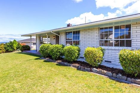 Photo of property in 11 Battersea Place, Richmond Heights, Taupo, 3330