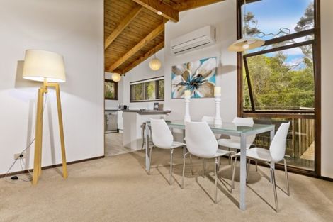 Photo of property in 5 Waipuia Place, Greenhithe, Auckland, 0632