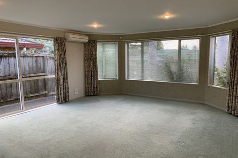 Photo of property in 5 Angel Way, Stanmore Bay, Whangaparaoa, 0932