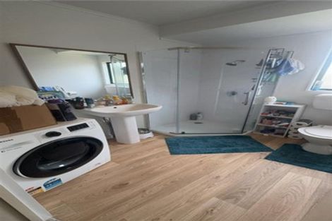 Photo of property in 10 Elvira Place, Ranui, Auckland, 0612