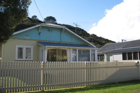 Photo of property in 12 Ranelagh Street, Karori, Wellington, 6012