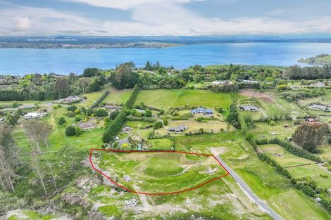Photo of property in 12 Willow Lane, Acacia Bay, Taupo, 3385