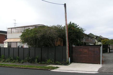 Photo of property in 3/15 Walter Street, Hauraki, Auckland, 0622