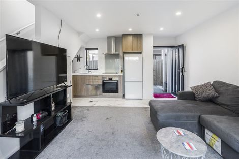 Photo of property in 2/269 Barbadoes Street, Christchurch Central, Christchurch, 8011