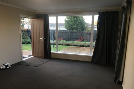 Photo of property in 2/7b Camrose Place, Ilam, Christchurch, 8041