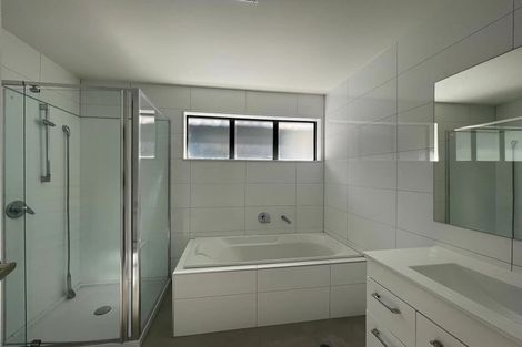 Photo of property in 11 Irving Place, Hobsonville, Auckland, 0616