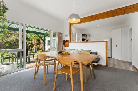 Photo of property in 41 Queens Road, Glen Avon, New Plymouth, 4312