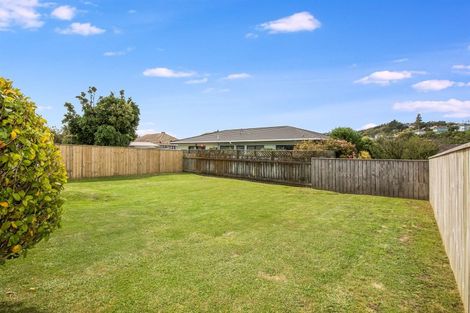 Photo of property in 7 Waiuta Street, Titahi Bay, Porirua, 5022