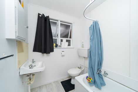 Photo of property in 2/630 Main Street, Palmerston North, 4414