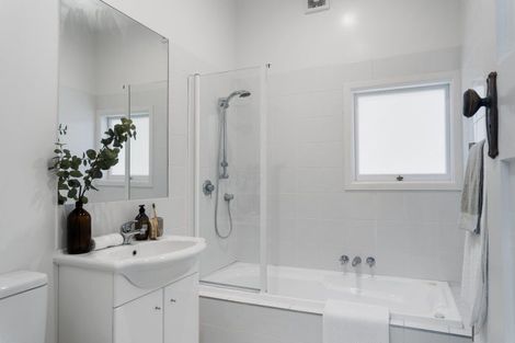 Photo of property in 12 Iveagh Bay Drive, Moana, 7875