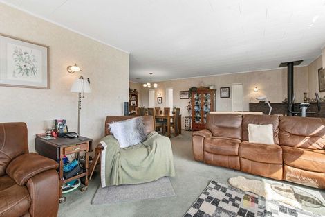 Photo of property in 2 Haratua Place, Springfield, Rotorua, 3015