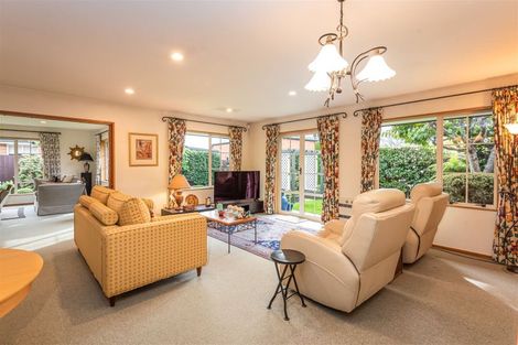 Photo of property in 7 Tavistock Place, Russley, Christchurch, 8042