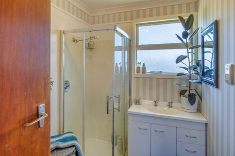 Photo of property in 2a Elder Grove, Paraparaumu, 5032