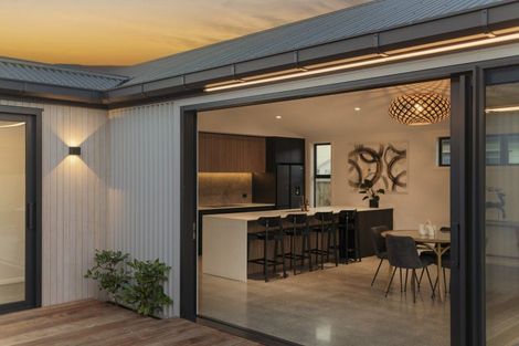 Photo of property in 3 Makakahi Street, Lytton West, 4071