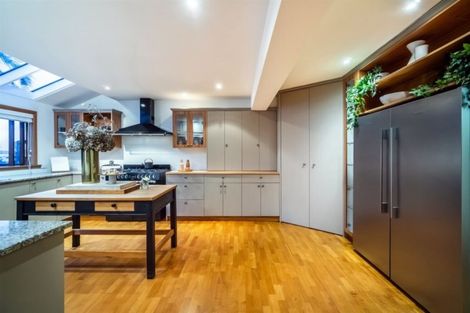 Photo of property in 13 Richmond Avenue, Northcote Point, Auckland, 0627