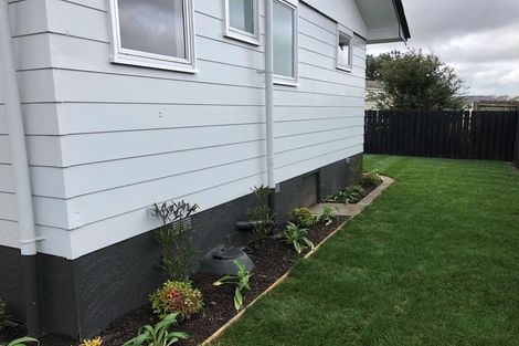 Photo of property in 2/37 John Walker Drive, Manurewa, Auckland, 2102